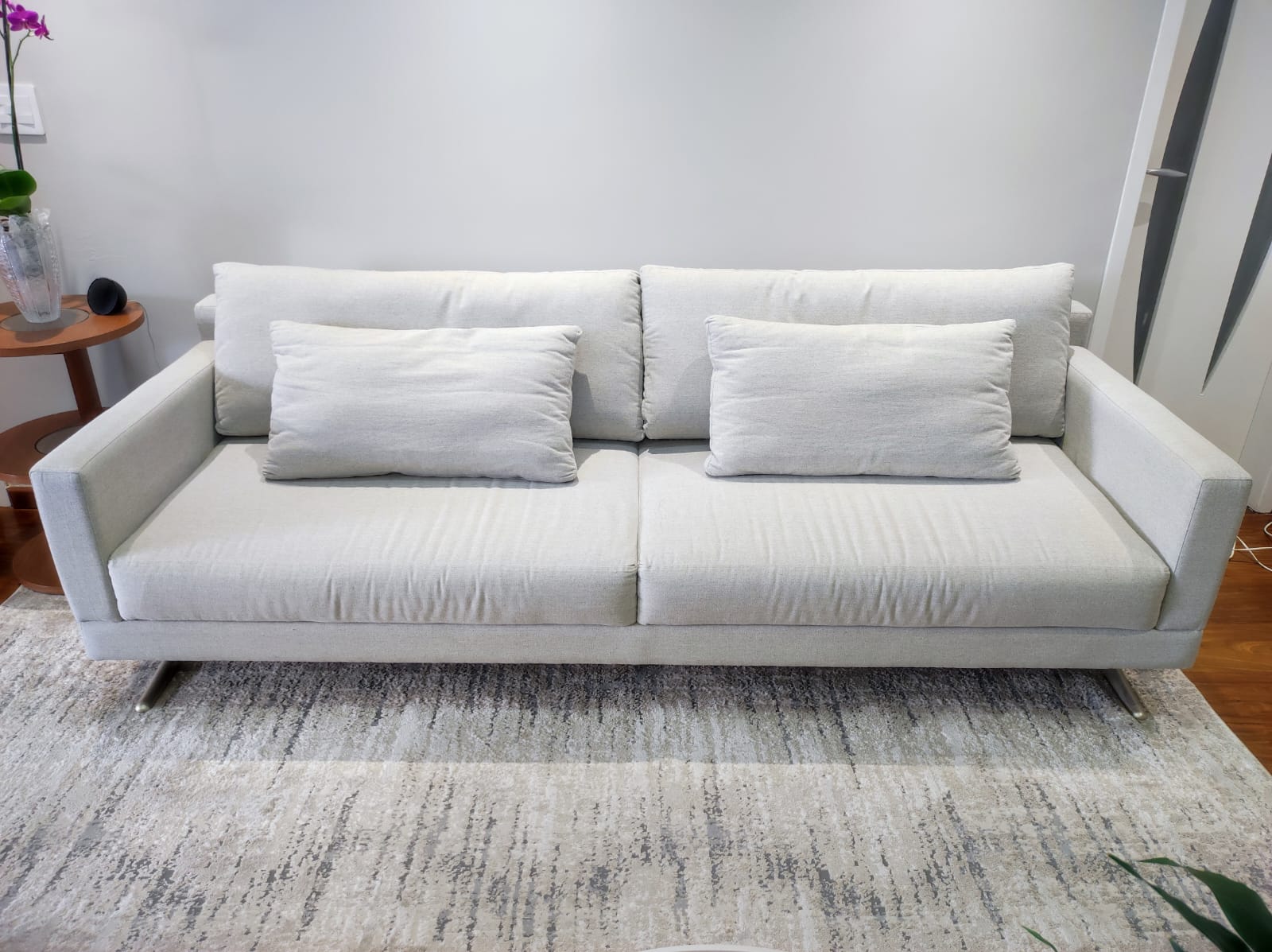 Upholstery cleaning